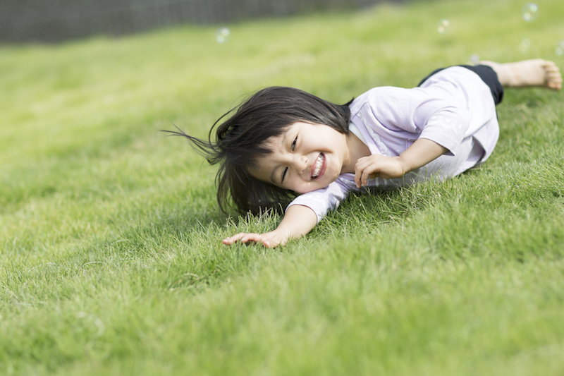 昔の遊びは子どもの成長にとって重要だった 茶堂